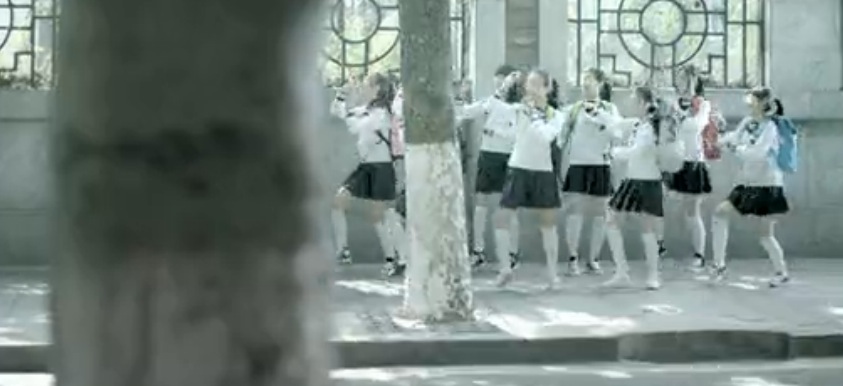 CCTV《东西南北中 全民大联欢》2014春节联欢晚会宣传片背景音乐（MP3）