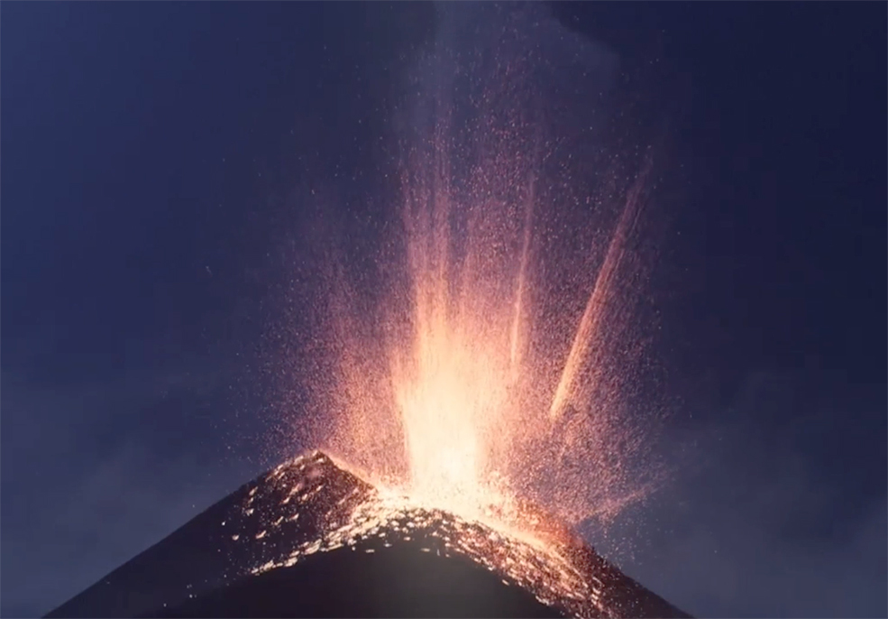 火山喷发C4D动画工程Daniel Danielsson - XP Lava Bombs - FILES - C4D之家 - 截屏2026-07-17-下午6.46.03.jpg