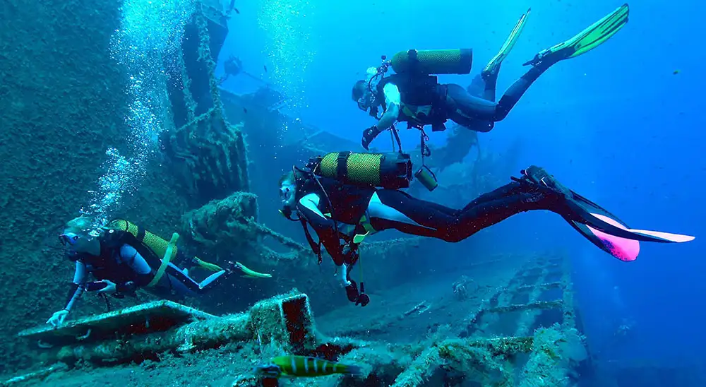 76套C4D深海探险游戏《深海(Depth)》角色模型合集 - C4D之家 - wreck-diver.jpg
