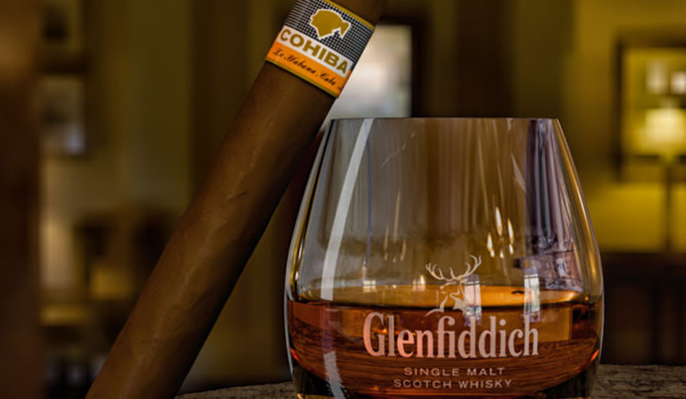 威士忌和雪茄C4D模型 Whisky and Cigar - C4D之家 - Whisky-and-Cigar-670x390.jpg