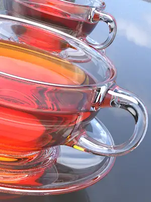 临摹作品[动画工程] C4D 玻璃杯 - C4D之家 - 灰猩猩-杯子.jpg