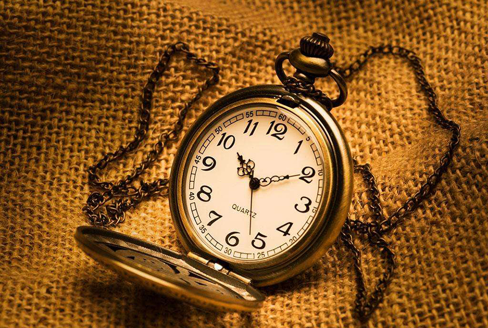 C4D怀表建模视频教程 Modeling Pocket Watch in Cinema 4d