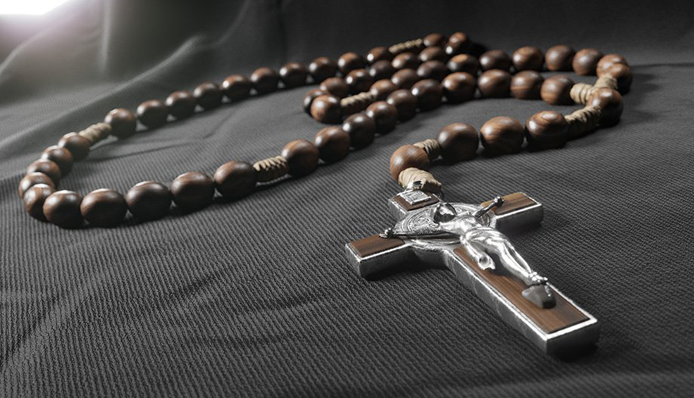 耶稣十字架念珠串C4D模型 Rosary - C4D之家 - Free-3d-model-rosary.jpg