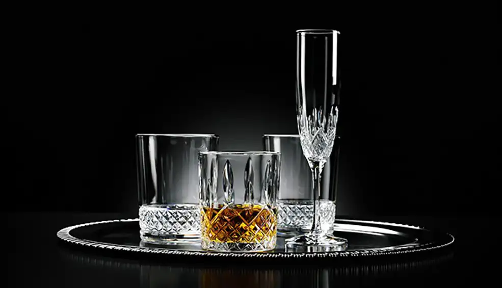 玻璃酒杯C4D模型 Crystals - C4D之家 - Free_Crystals_3d_Model.jpg