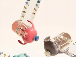 Cinema 4D Octane渲染高精度母婴奶瓶卡通手柄吸管杯3D模型工程下载资源