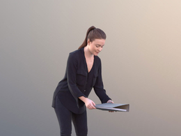 三维扫描写实人物弯腰翻看文件夹的国外女人