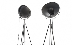 好莱坞三脚架落地灯C4D模型 Hollywood Floor Lamp by It’s About Romi