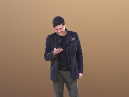 三维扫描写实人物低头拔打电话的国外男人