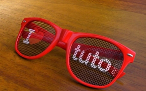 红框眼镜C4D模型 Red frame glasses
