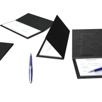 支票簿和笔C4D模型 Checkbook and Pen