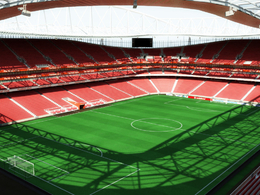 足球场馆3D模型 TurboSquid – Soccer Stadium With Animated Fans