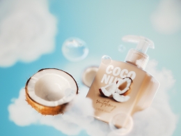 坚果产品海报模型Coco Nut - Product Visualization