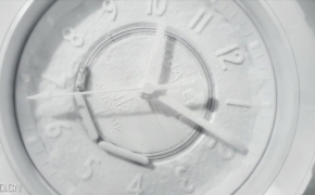 Chanel香奈儿J12系列 white Moonphase月相腕表广告