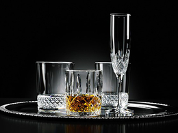 玻璃酒杯C4D模型 Crystals