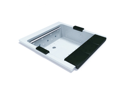 带坐垫的小型浴缸