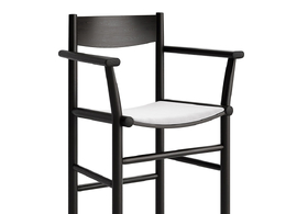 学院派扶手椅休闲座椅（Nikari品牌）3D模型素材下载Akademia Armchair by Nikari