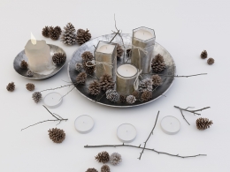 C4D松果与蜡烛场景写实渲染 Candle braches glas 1（vray）