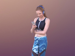 三维扫描写实人物戴耳机看手机站立的国外女孩