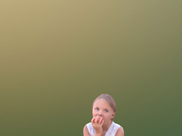 三维扫描写实人物盘腿坐地上吃苹果的国外小女孩