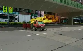 實拍合成車禍