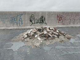 战后损毁模型：砖块碎渣垃圾