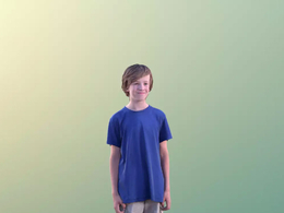 三维扫描写实人物站着观看的国外小男孩