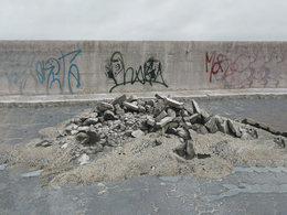 战后损毁模型：破碎废弃的混凝土块