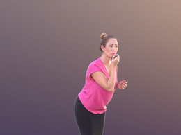 三维扫描写实人物弯腰涂抹口红的国外女人