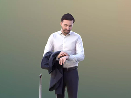 三维扫描写实人物看手表时间的国外男人