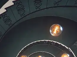 C4D旋转楼梯吊灯渲染作品欣赏 Helix