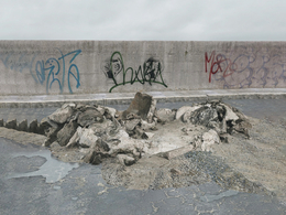 战后损毁模型：房子建筑垃圾